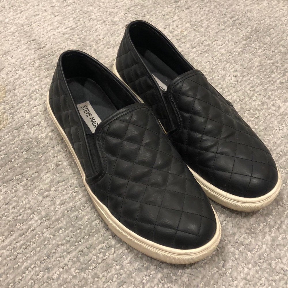 Steve Madden black shoes